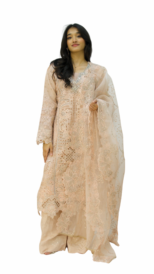 Sajni Gharara